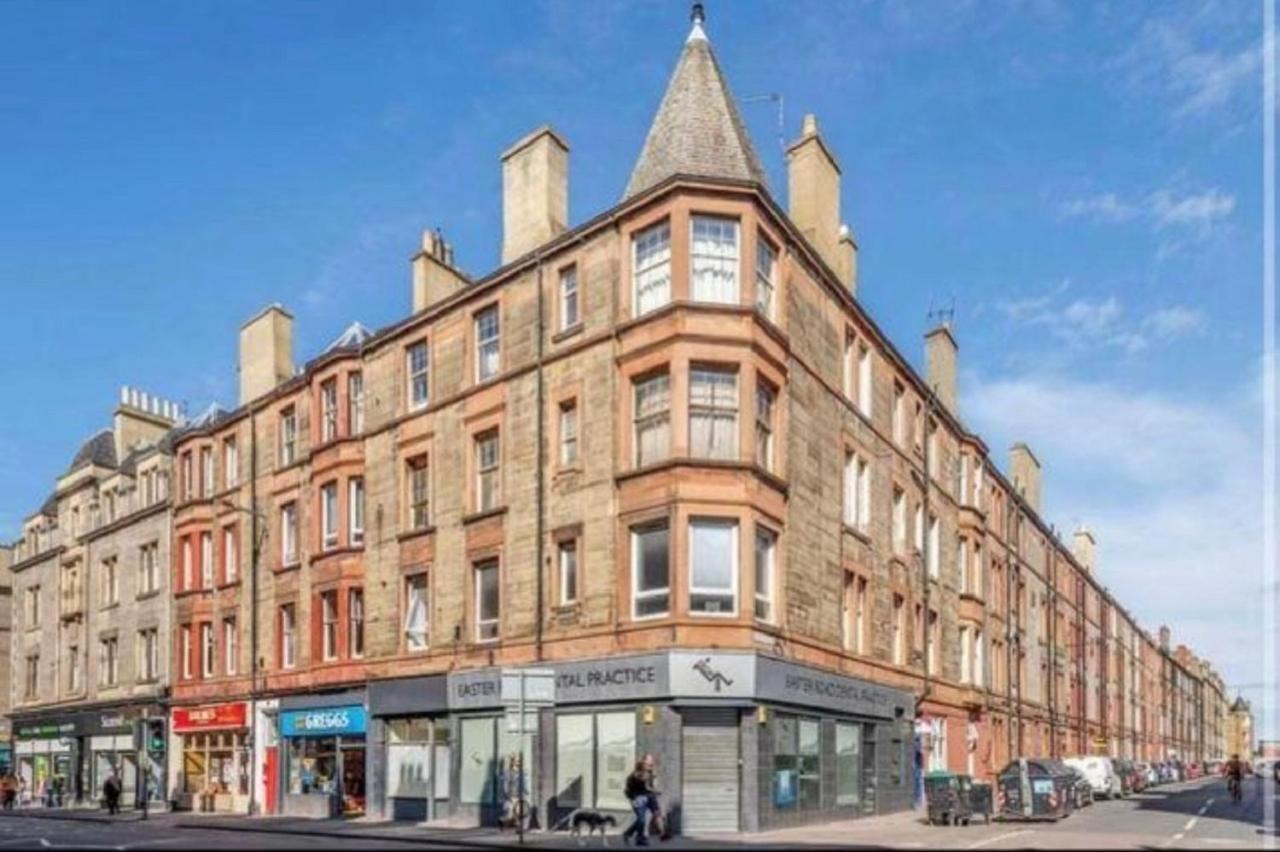 Spacious & Comfortable 3 Bedroom Apartment - Near City Centre - Free Parking Available - Sleeps Up To 5 Guests Edinburg Exteriör bild